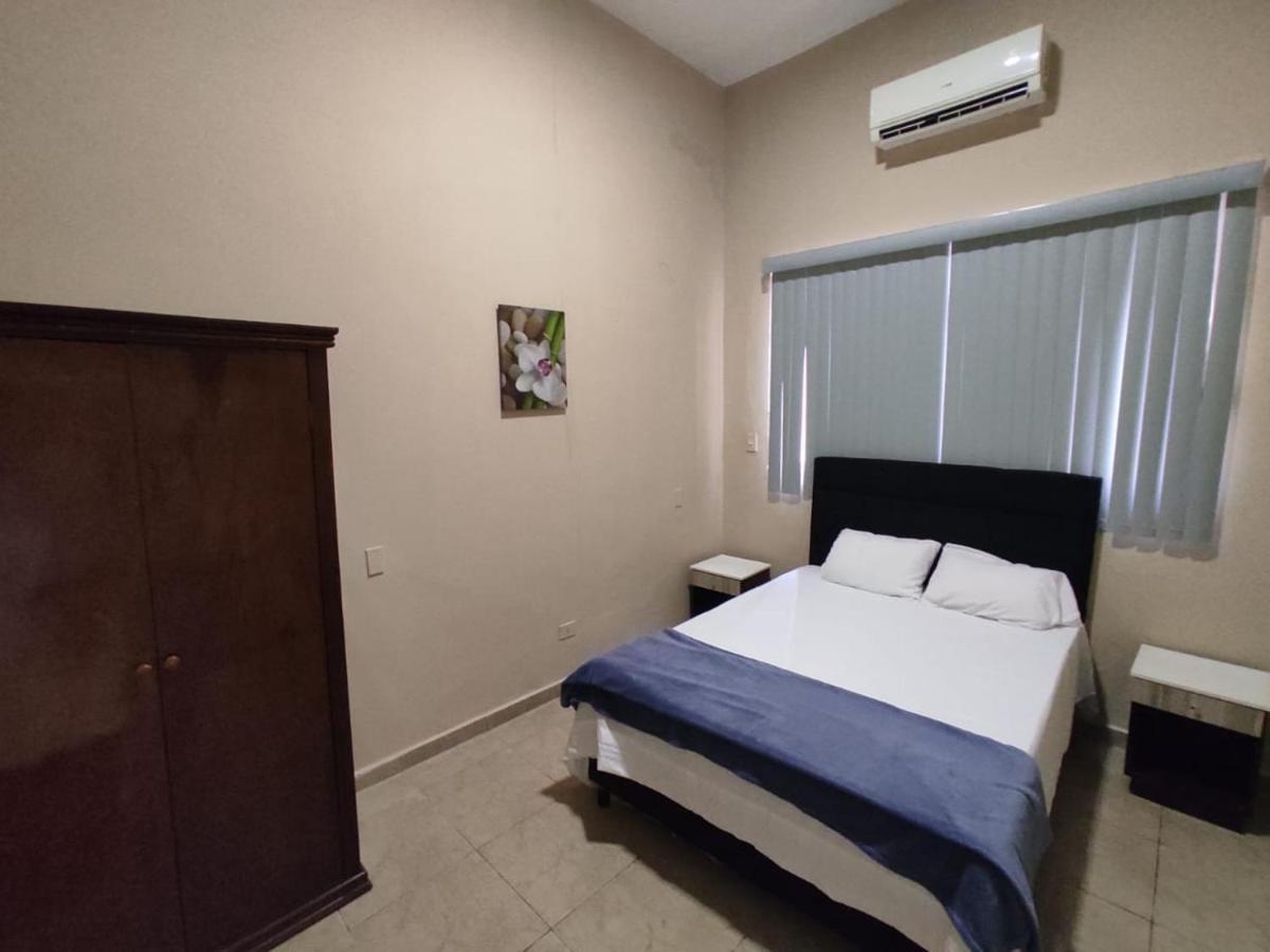Turis Hotel 埃斯特城 外观 照片